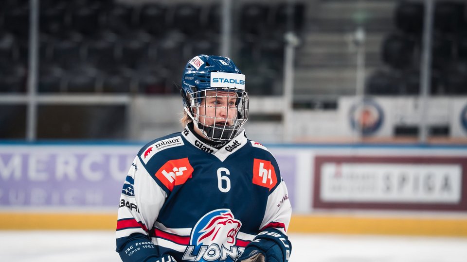 ZSC Lions Frauen mit Auswärtsdoublette und Aurard-Debut