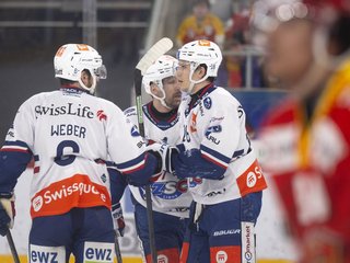 Drei Powerplaytore für drei Punkte