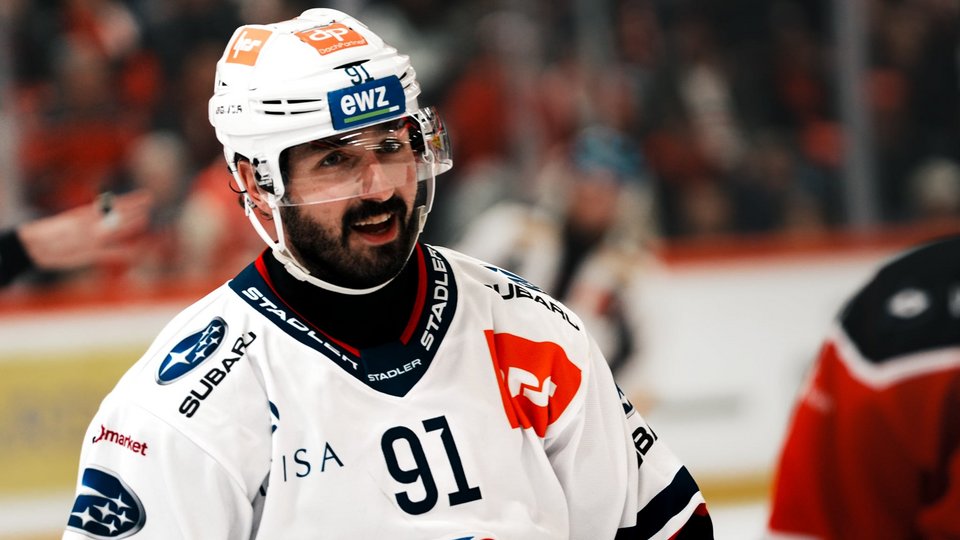 Der ZSC gewinnt wildes Spiel in Lausanne