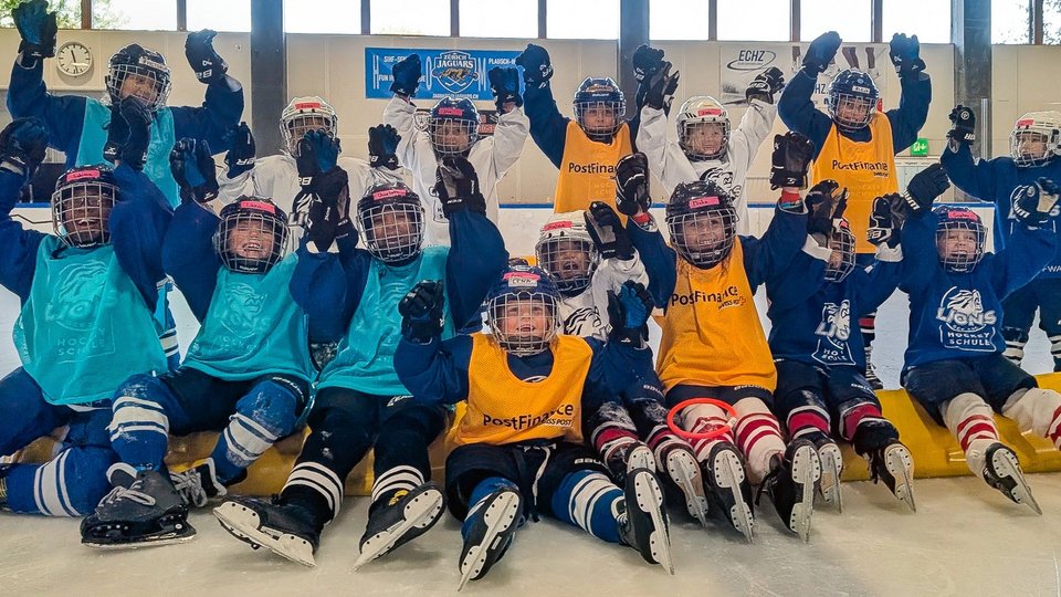 Mädchenhockey: Mit Begeisterung aufs Eis