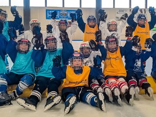 Mädchenhockey: Mit Begeisterung aufs Eis