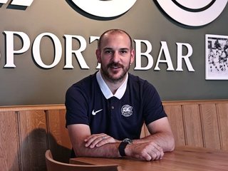 Sneak a Peek: Garrett Roe in der Sportsbar «1930»