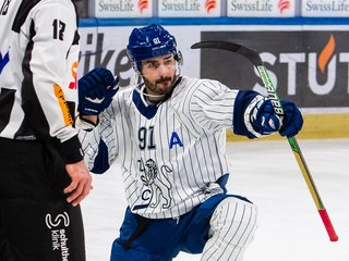 Vertragsverlängerung mit Denis Hollenstein