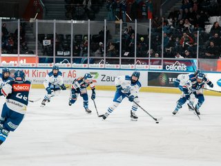 ZSC Lions Frauen beginnen Play-Ins auswärts